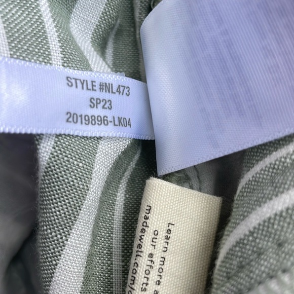 Madewell The Tailored Tapered Pant in Striped
Linen-Blend. Size 0. Green & White - Picture 14 of 14